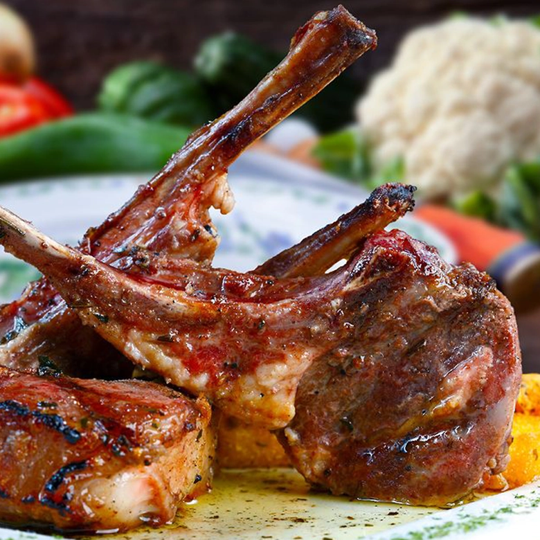 Carne cocinada en Casa Agustín