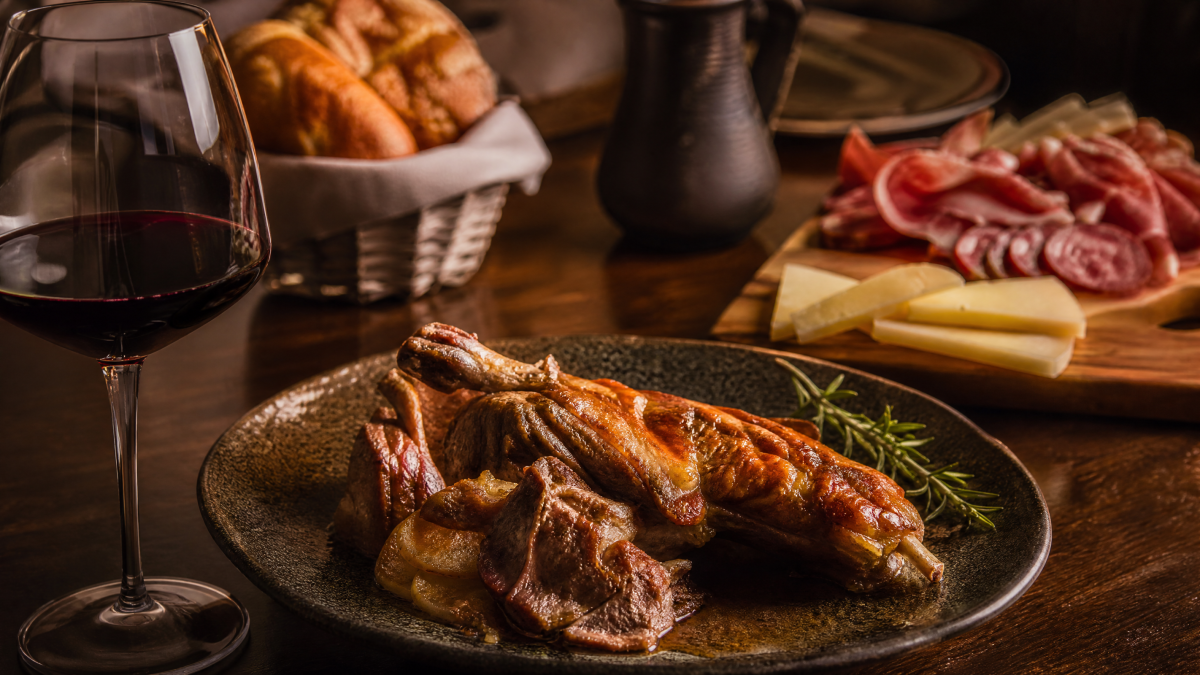 Maridaje vinos aragoneses ternasco y quesos — Restaurante Casa Agustín